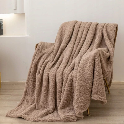 Gruby miękki Koc Bukla Baranek Narzuta Pled na Łóżko 200 x 220 Ciepły Boucle