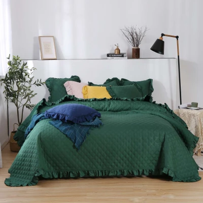 Butelkowa Zieleń Narzuta Pikowana  z Falbanką 240 x 260 xXL Boho Pled Kapa