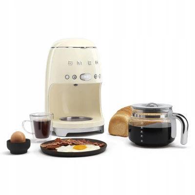 Ekspres do kawy przelewowy 1,4l Smeg DCF02CREU