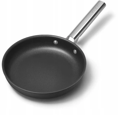 Patelnia 24cm stal nierdzewna aluminium PTFE Smeg CKFF2401BLM