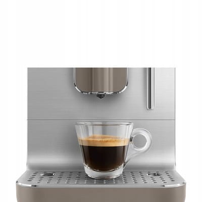 Ekspres do kawy 19 bar spieniacz thermoblock Smeg BCC02TPMEU