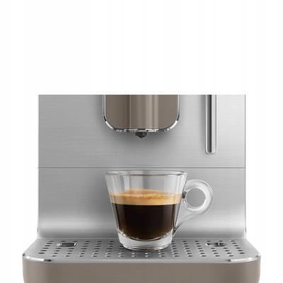 Ekspres do kawy 19 bar spieniacz thermoblock Smeg BCC02TPMEU