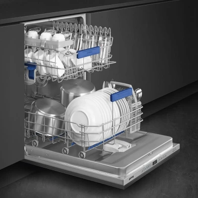 Zmywarka do zabudowy z panelem ukrytym 82cm 60cm Smeg STL272D