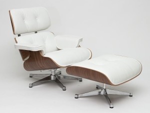 Fernity Fotel Vip z podnóżkiem biały/walnut/ srebrna baza