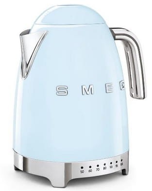 Elektryczny czajnik Smeg KLF04PBEU 2400 W niebieski pastel baby blue Retro