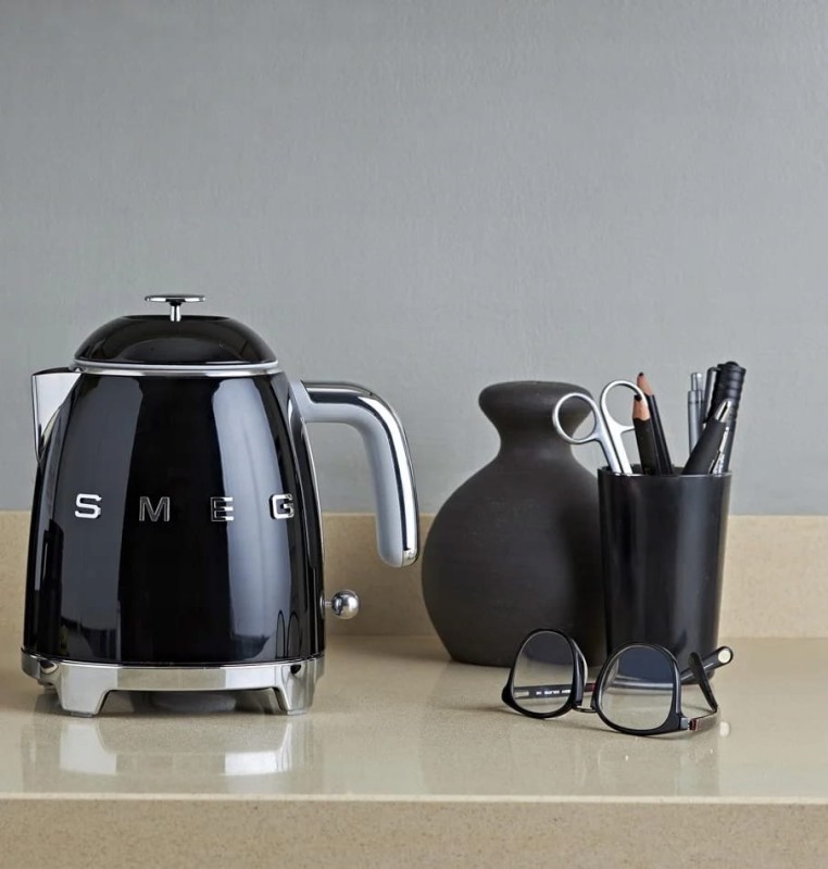 Mini Czajnik Elektryczny Smeg Klf05Bleu 1400 w Czarny Loft Kuchnia 0,8 l
