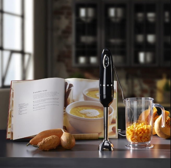 Blender ręczny Smeg HBF11BLEU 700 W czarny