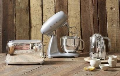 Czajnik elektr. Smeg KLF03SSEU 2400W srebrny 1,7l