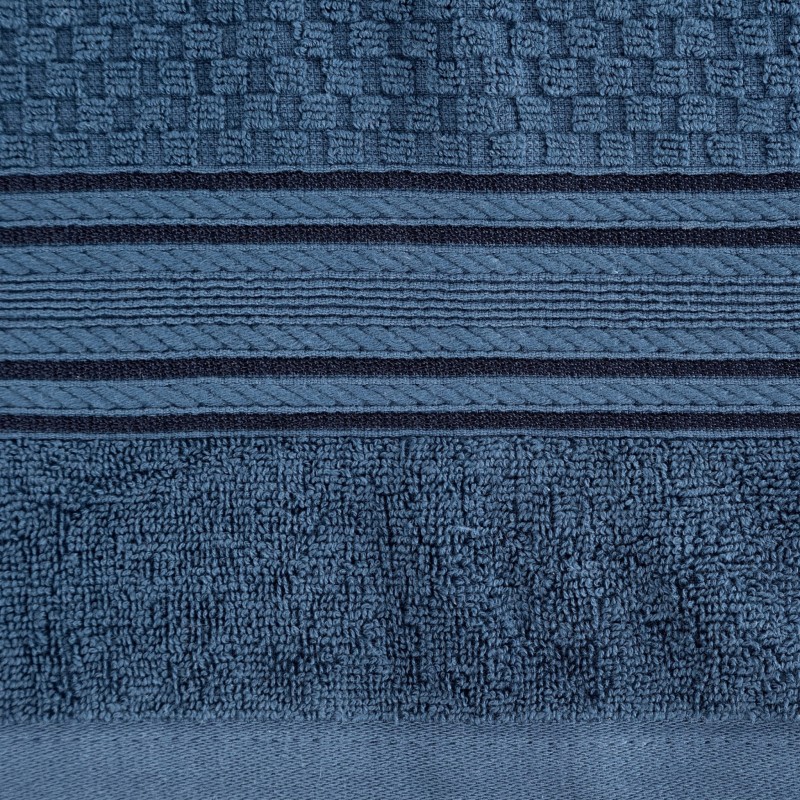b5095bcee17aa61679f679c8c8469c3d