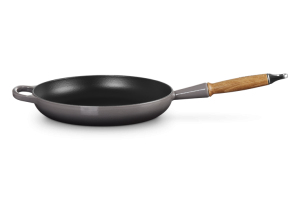 Le Creuset Patelania Żeliwna z Drewnianym Uchwytem 28cm Flint 20258284440422