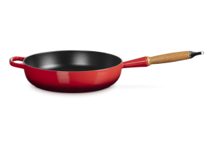 Le Creuset Patelnia Sauté Żeliwna Signature 28cm Wiśniowa 20259280600422