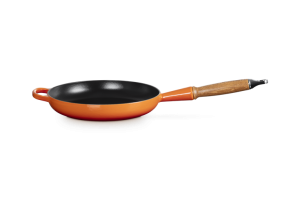 Le Creuset Patelnia Żeliwna Signature 24cm z Drewnianym Uchwytem 20258240900422
