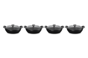 Le Creuset ZESTAW 4 MINI GARNKÓW 13 CM CZARNY MATT Z POKRYWKĄ 21502130000425