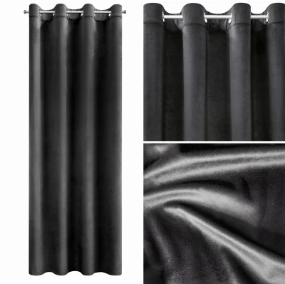 Zaslona-gotowa-welurowa-welwetowa-140x250cm-czarna-na-przelotkach-kolka (1).jpeg
