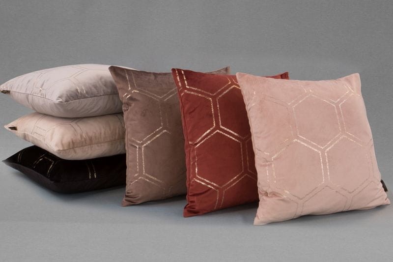 POSZEWKA PLASTRY MIODU WELUR VELVET 45X45 BORDOWA