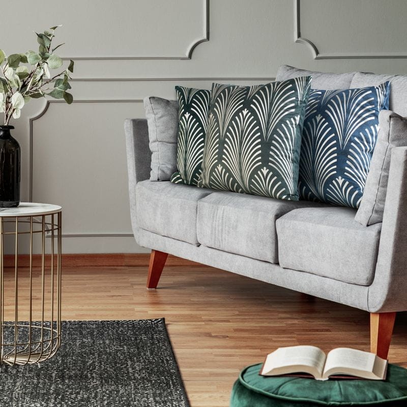 POSZEWKA WELUR VELVET NADRUK PIÓRA 45X45 WRZOSOWA