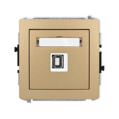 bee41edf16833d65c9da08eb4eeba370