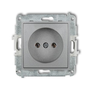 Mechanizm gniazda pojedynczego bez uziemienia 2P (bez przesłon torów prądowych) Karlik ICON srebrny metalik 7IGP-1