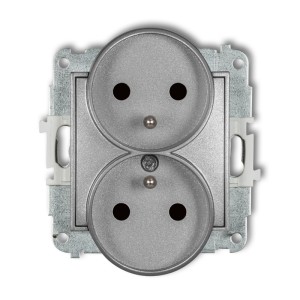 Mechanizm gniazda podwójnego do ramki z uziemieniem 2x(2P+Z) (przesłony torów prądowych) Karlik ICON srebrny metalik 7IGPR-2zp