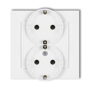 Gniazdo podwójne z uziemieniem SCHUKO 2x(2P+Z) (bez przesłon torów prądowych) Karlik MINI biały MGP-2s