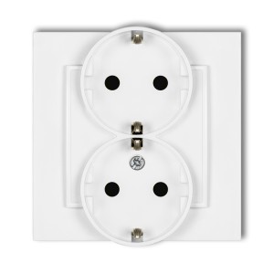 Gniazdo podwójne z uziemieniem SCHUKO 2x(2P+Z) (przesłony torów prądowych) Karlik MINI biały MGP-2sp