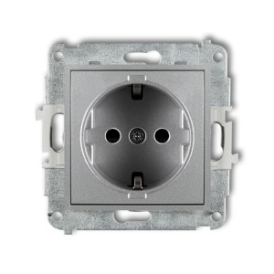 Mechanizm gniazda pojedynczego z uziemieniem SCHUKO 2P+Z (przesłony torów prądowych) Karlik MINI srebrny metalik 7MGP-1sp