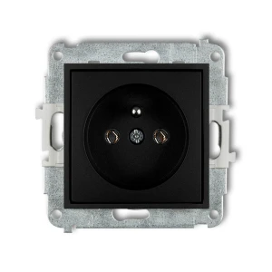 Mechanizm gniazda pojedynczego z uziemieniem 2P+Z (bez przesłon torów prądowych) Karlik MINI czarny mat 12MGP-1z