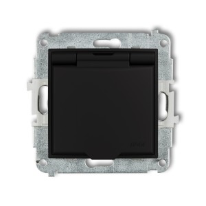 Mechanizm gniazda bryzgoszczelnego z uziemieniem 2P+Z (klapka czarny mat, przesłony torów prądowych) Karlik MINI czarny mat 12MGPB-1zp
