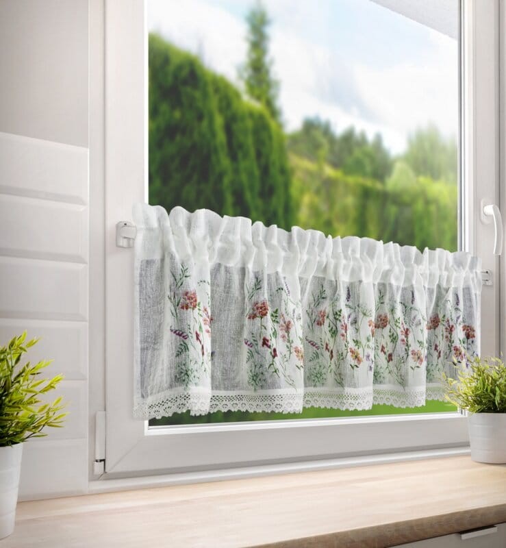FIRANA ZAZDROSTKA W KWIATY NA TAŚMIE 150X30 BIAŁA