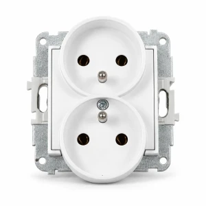 Mechanizm gniazda podwójnego do ramki z uziemieniem 2x(2P+Z) (bez przesłon torów prądowych) Karlik MINI biały mat 25MGPR-2z