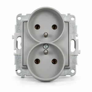 Mechanizm gniazda podwójnego do ramki z uziemieniem 2x(2P+Z) (bez przesłon torów prądowych) Karlik MINI szary mat 27MGPR-2z