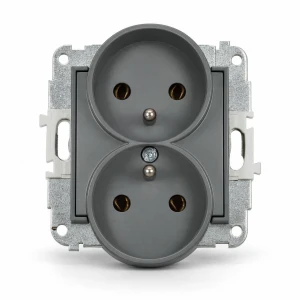 Mechanizm gniazda podwójnego do ramki z uziemieniem 2x(2P+Z) (bez przesłon torów prądowych) Karlik MINI grafitowy mat 28MGPR-2z