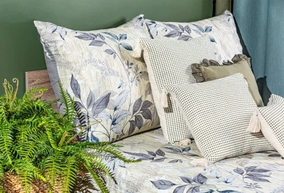 BOHO POSZEWKA BEŻOWA CHWOSTY 60X60 POMPONY