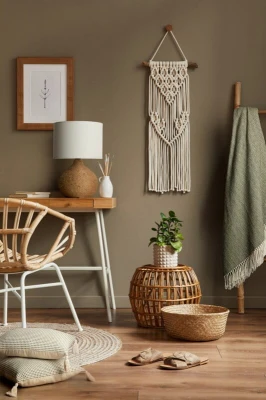 BOHO POSZEWKA BEŻOWA CHWOSTY 60X60 POMPONY