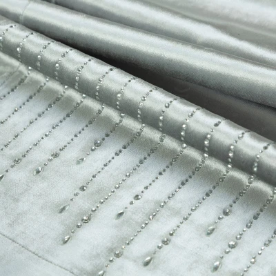 OBRUS BIEŻNIK WELUR VELVET GLAMOUR 35X220 SREBRNY