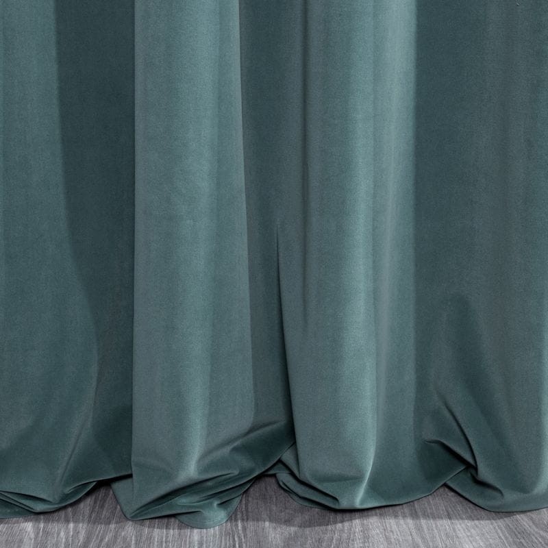 MATOWA ZASŁONA VELVET TAŚMA 140X270 CM NIEBIESKI