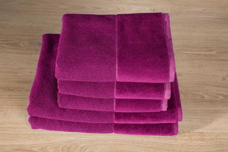 RĘCZNIK kąpielowy bawełna 500g/m2 70X140 AMARANT