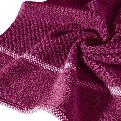Ręcznik z ozdobną bordiurą 70X140 AMARANTOWY