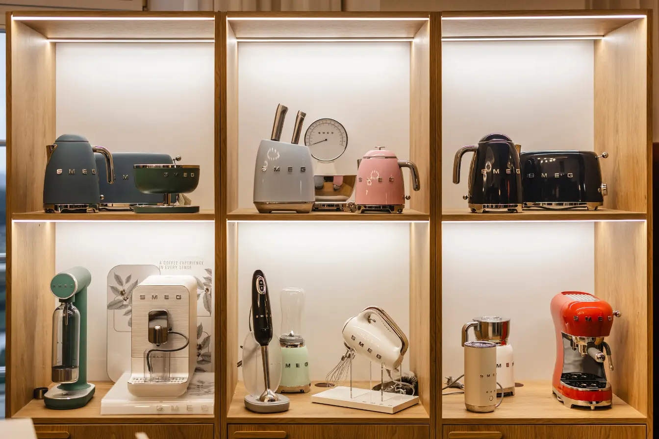 SMEG i jego niezwykłe kolaboracje: od Fiata, przez Dolce & Gabbana, aż po Disney’a